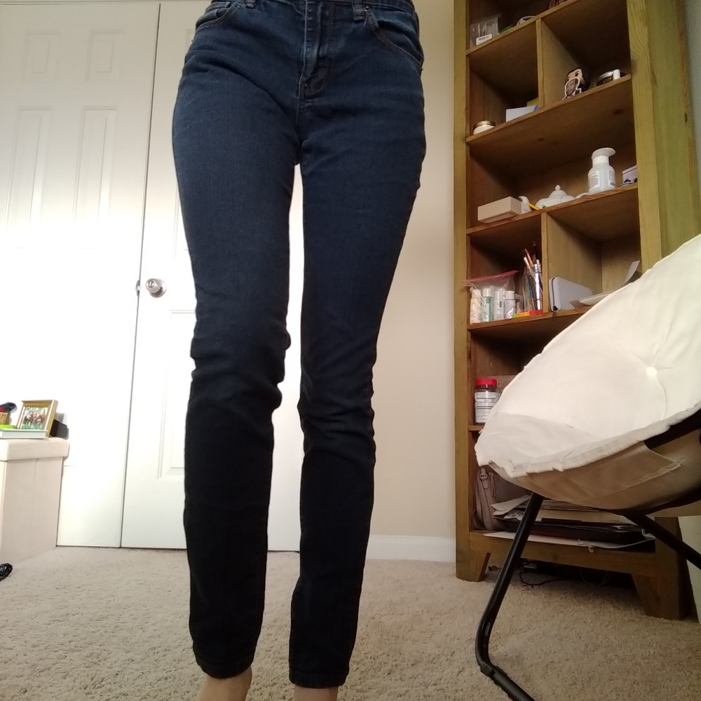 FOREVER 21 SKINNY JEANS